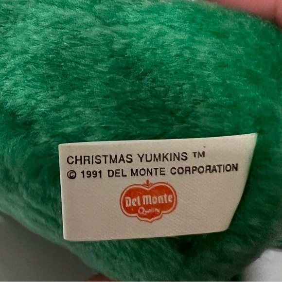 Vintage Yumkins Pea Pod Plush Ornament Del Monte Vegetables 1991 - Picture 6 of 7